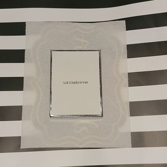 Liz Claiborne Silver & Accents Handbag Purse Holder Hook Table New - Picture 3 of 6